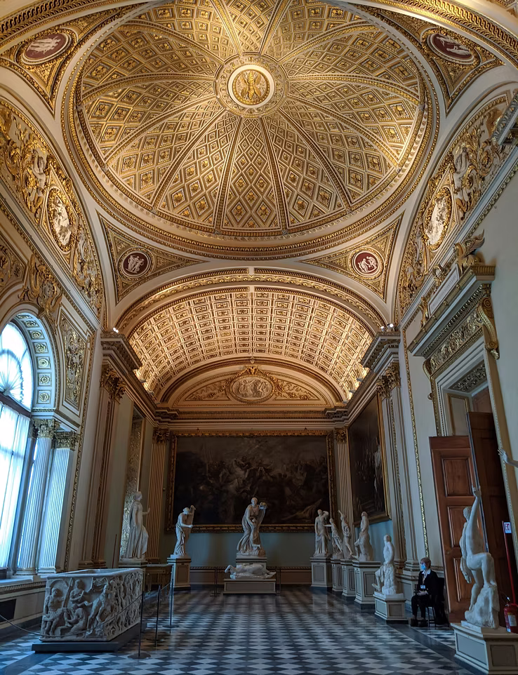 A private cultural visit inside a historic hall