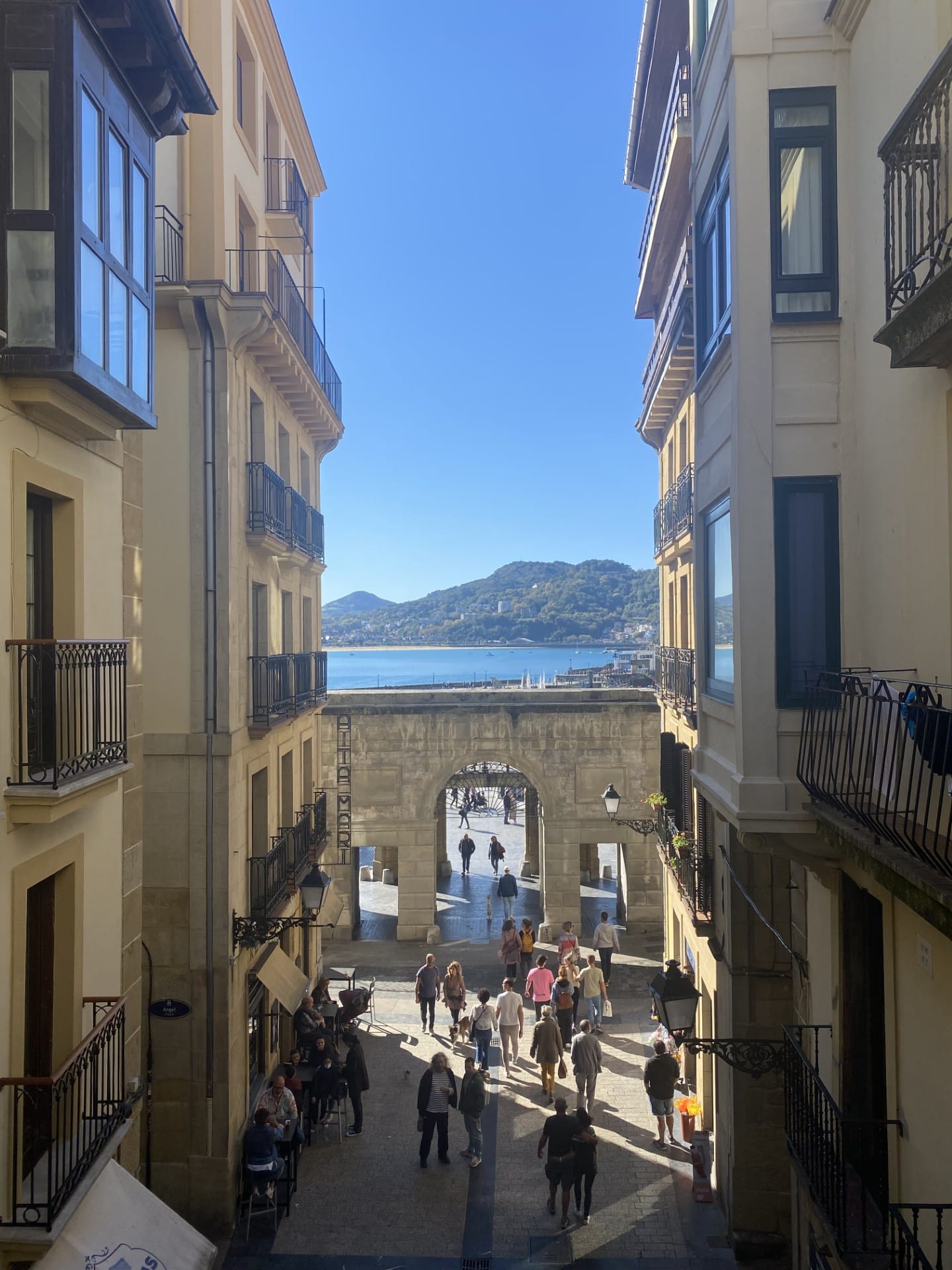 A street in the old town of San Sebastián leading down to the bay